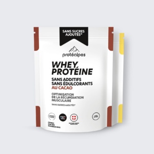 Protéine Whey Protéalpes au cacao, sans additifs ni édulcorants pour une récupération musculaire optimisée et saine.
