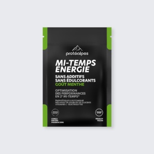 Sachet de boisson énergétique Protéalpes goût menthe, sans additifs ni édulcorants, pour optimiser les performances sportives.