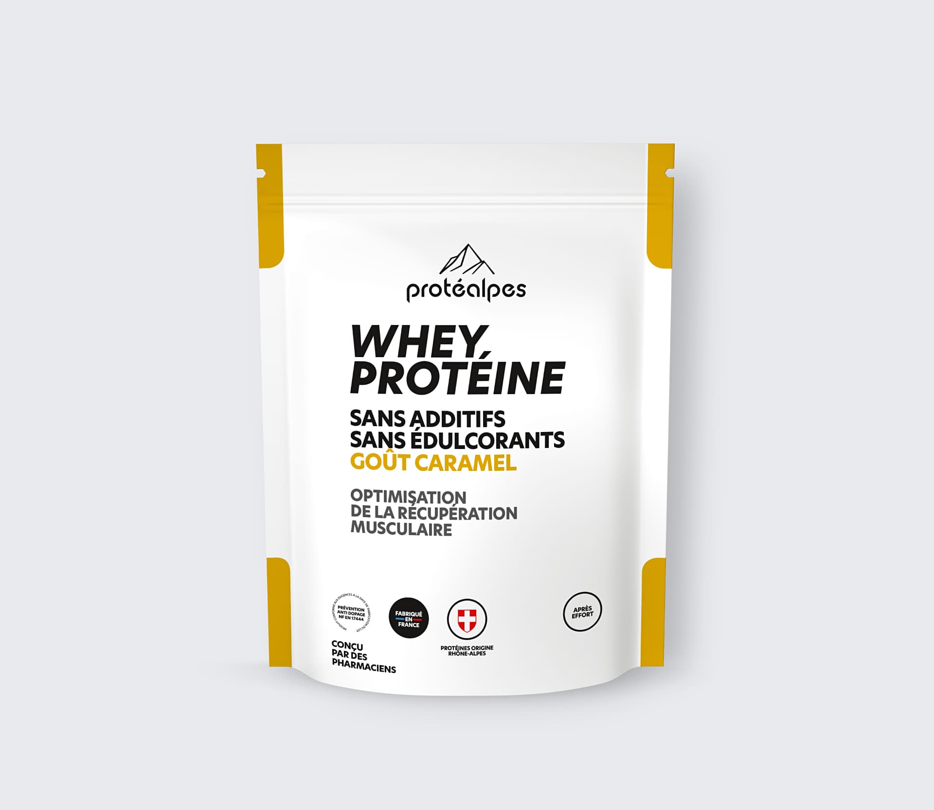 Emballage de Whey Protéine Protéalpes goût caramel, sans additifs ni édulcorants, pour récupération musculaire optimale.