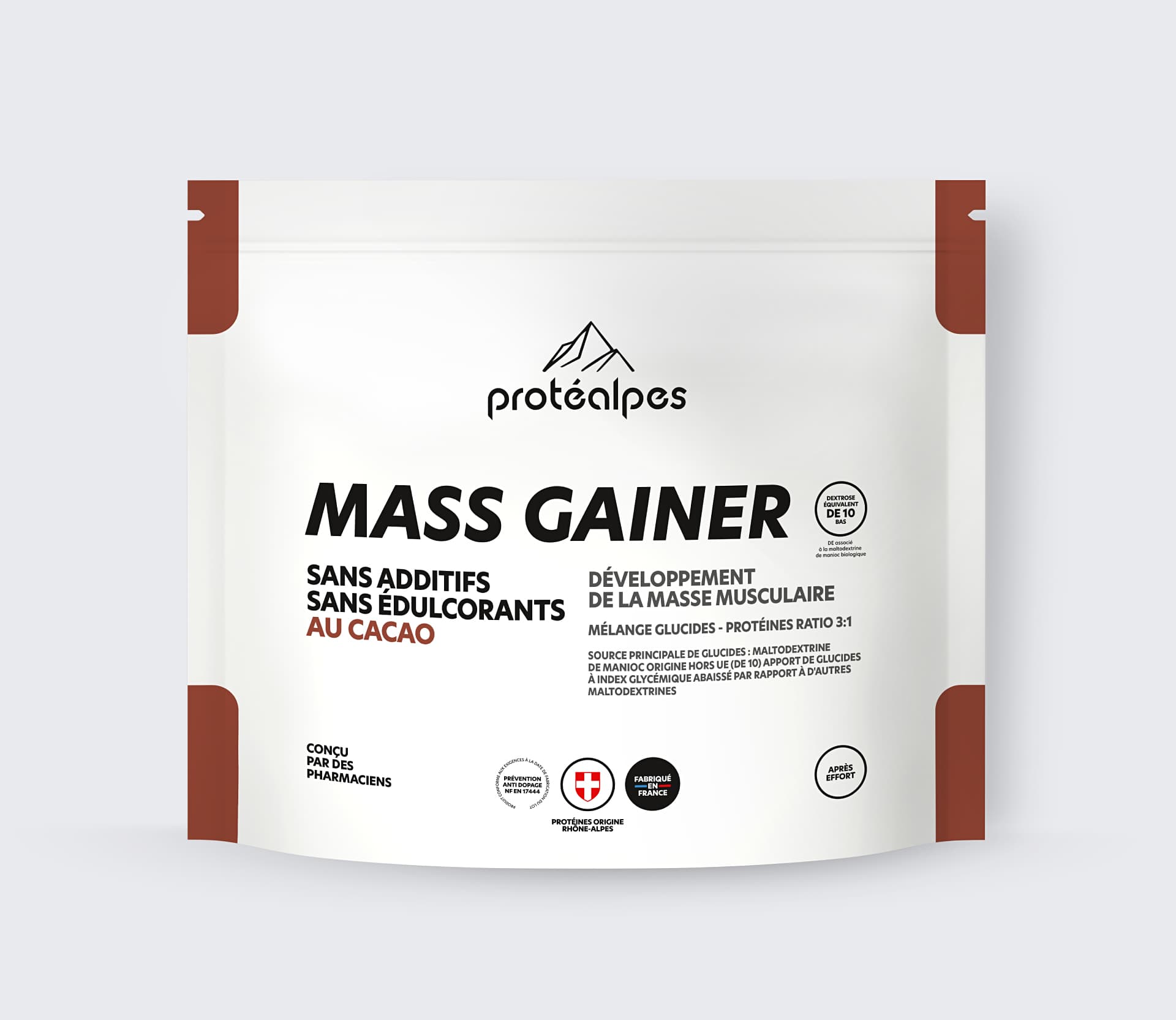 Protéalpes Mass Gainer au cacao, sans additifs ni édulcorants, pour le développement musculaire. Fabrication française.