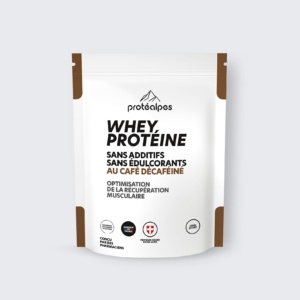 Sac de whey protéine Protéalpes, café décaféiné, sans additifs ni édulcorants. Optimisation récupération musculaire.